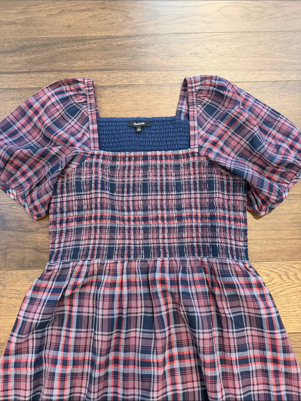Madewell Lucie Puff-Sleeve Smocked Mini Dress in Rockfern Plaid Medium - C1 - Picture 3 of 7